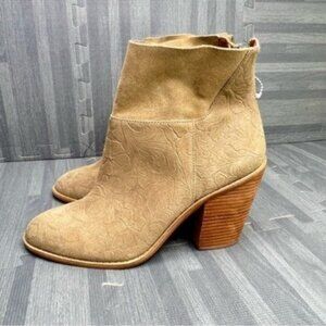 Anthropologie Embossed Leather Ankle Boots Tan  Women Size 10